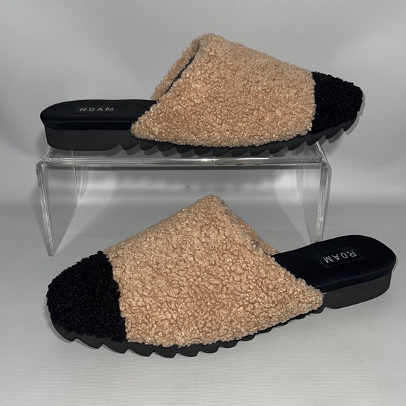 ROAM Fuzzy Cap Toe Mules Shoes with Faux Shearling 9 US - Picture 1 of 9